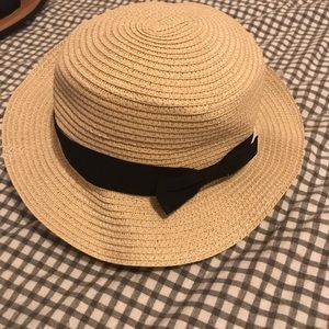 Adorable hat super beautiful perfect for summer